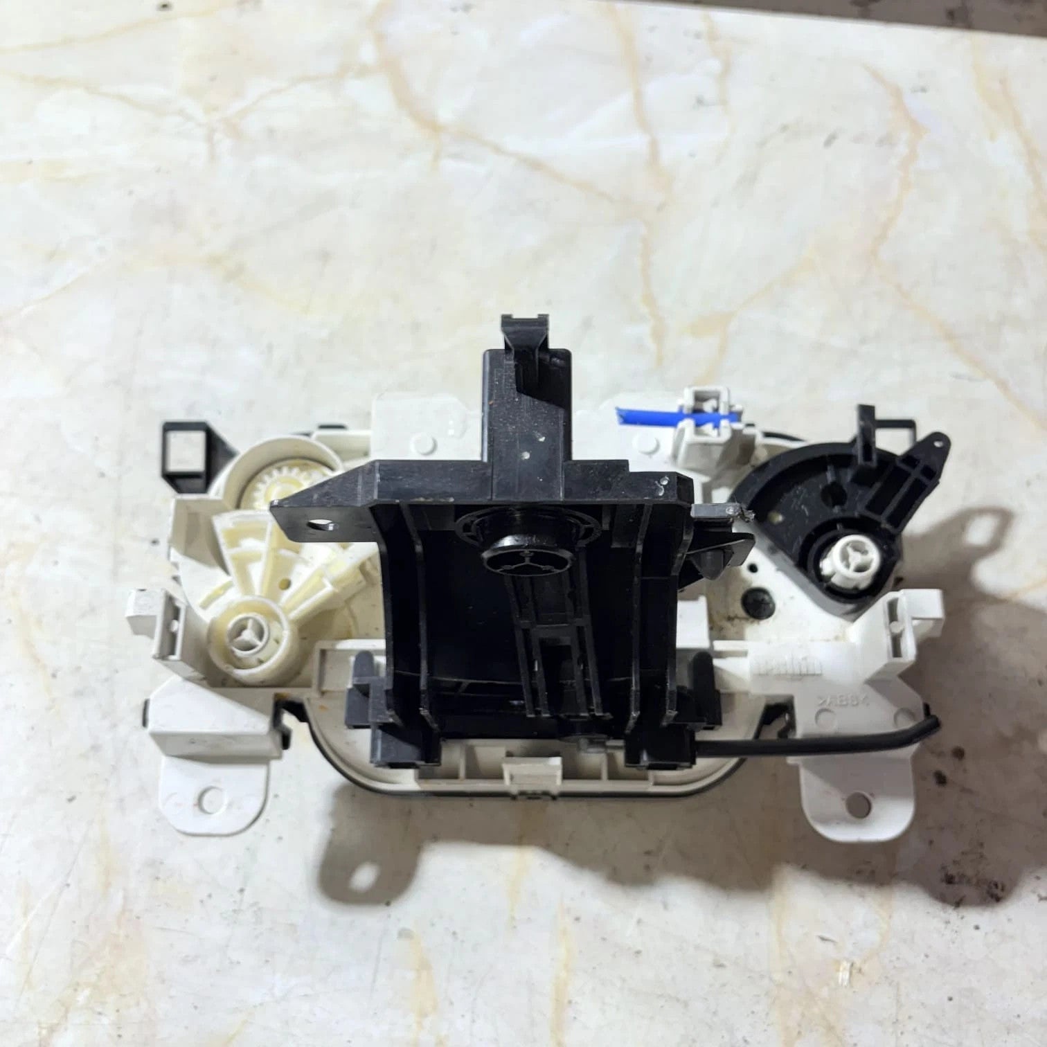 Mazda 2 DE 2007-2014 Manual Heater AC Climate Control Switch Panel DP98 2K12