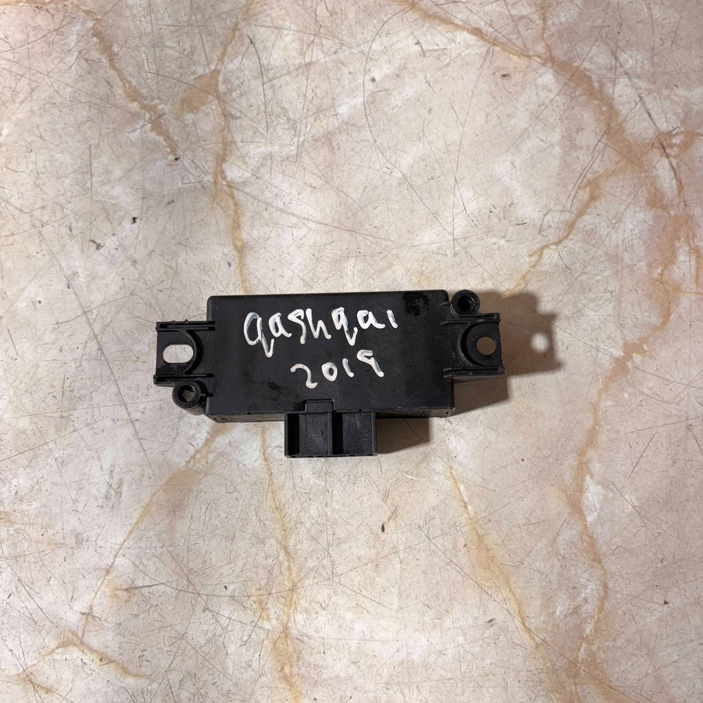 NISSAN QASHQAI J11 2013-21 RADAR SONAR PARKING SENSOR CONTROL MODULE 28538-4EA1C