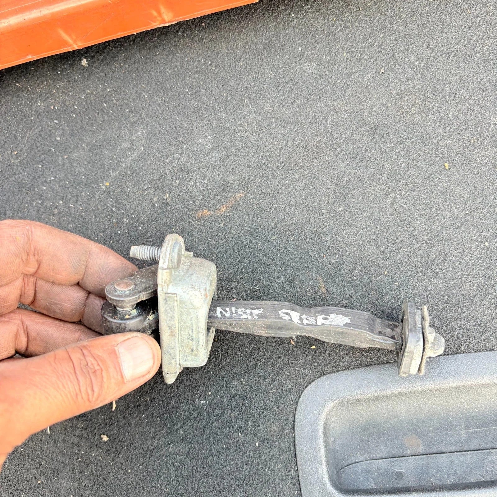 FORD FIESTA 2006 NEARSIDE LEFT FRONT DOOR CHECK STRAP