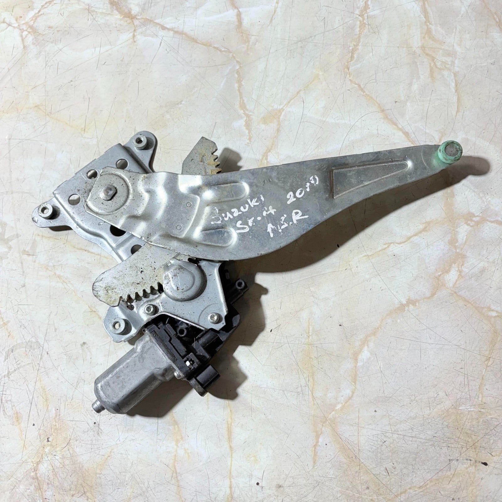 07-13 Suzuki SX4 Passenger Rear Left Side Door Window Motor Regulator