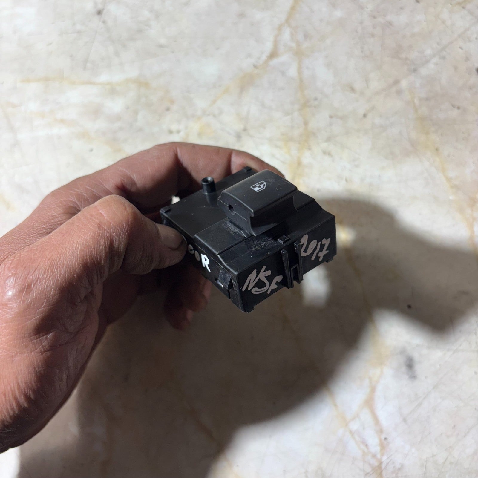 VAUXHALL ADAM M13 2013-2019 FRONT LEFT PASSENGER ELECTRIC WINDOW SWITCH