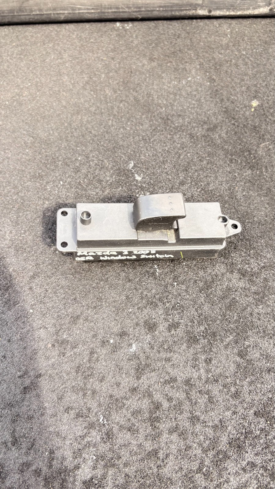Mazda 3 BK Mk1 2003-2009 Rear Right Door Window Switch Control BP4K66380