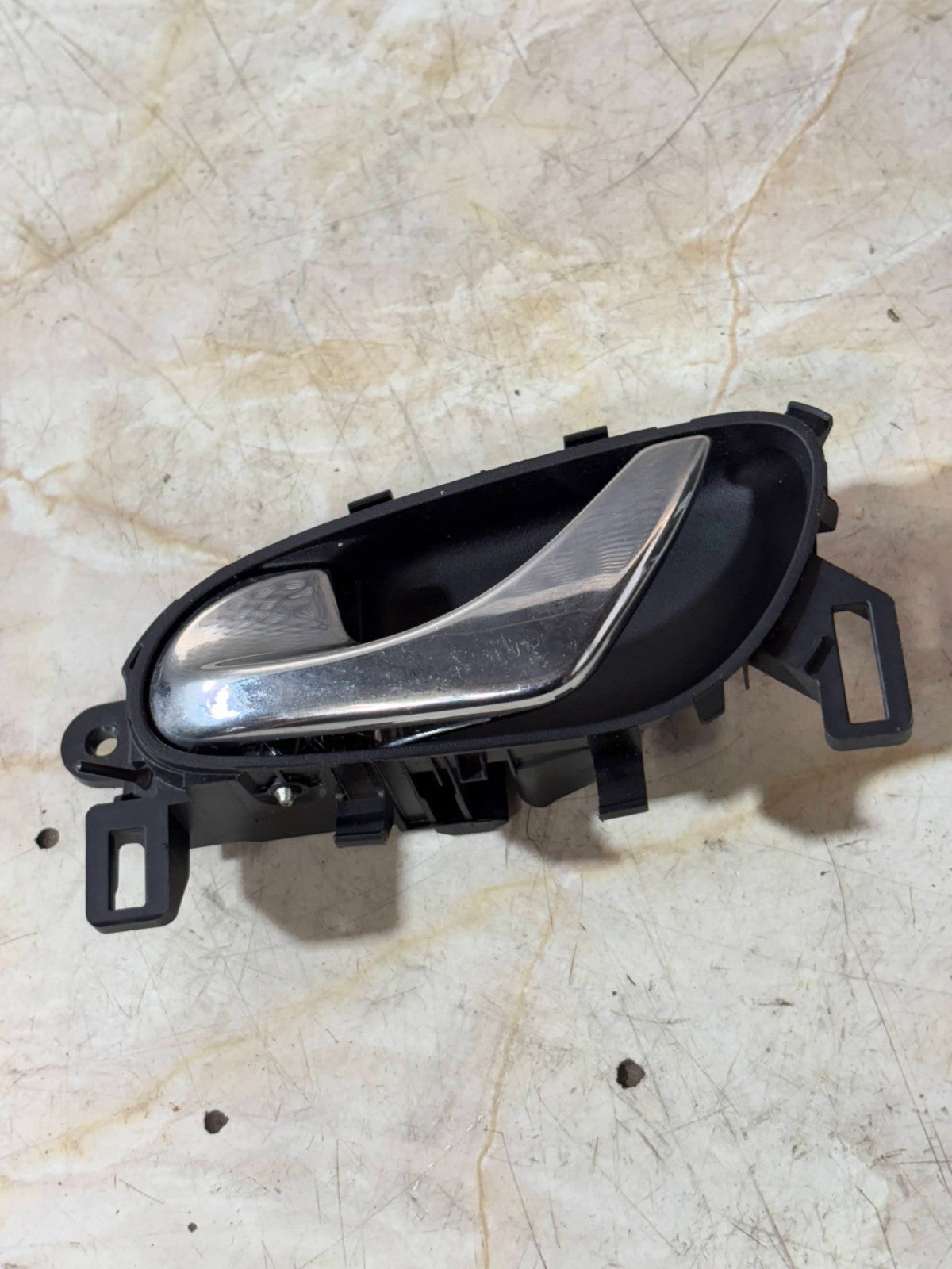 NISSAN QASHQAI 2017 INTERIOR DOOR HANDLE PASSENGER REAR LEFT SIDE 80671-4EA1A
