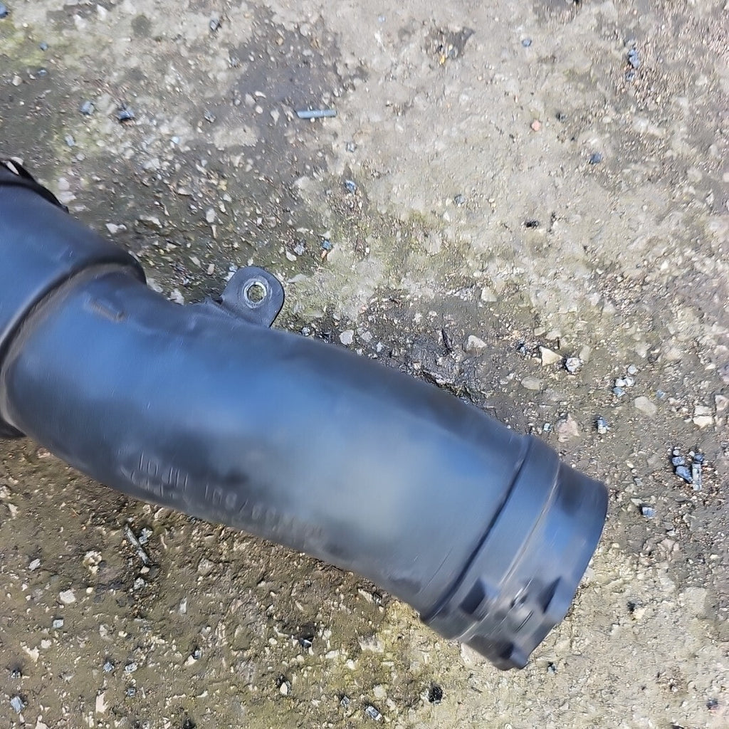 2012-2016 VAUXHALL ASTRA GTC 1.7 CDTI AIR INTAKE PIPE HOSE 1039897S01