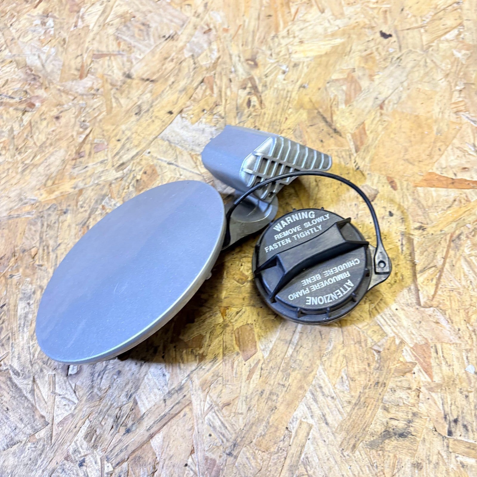 Hyundai Getz 69510-10000 Fuel Flap Tank Cap