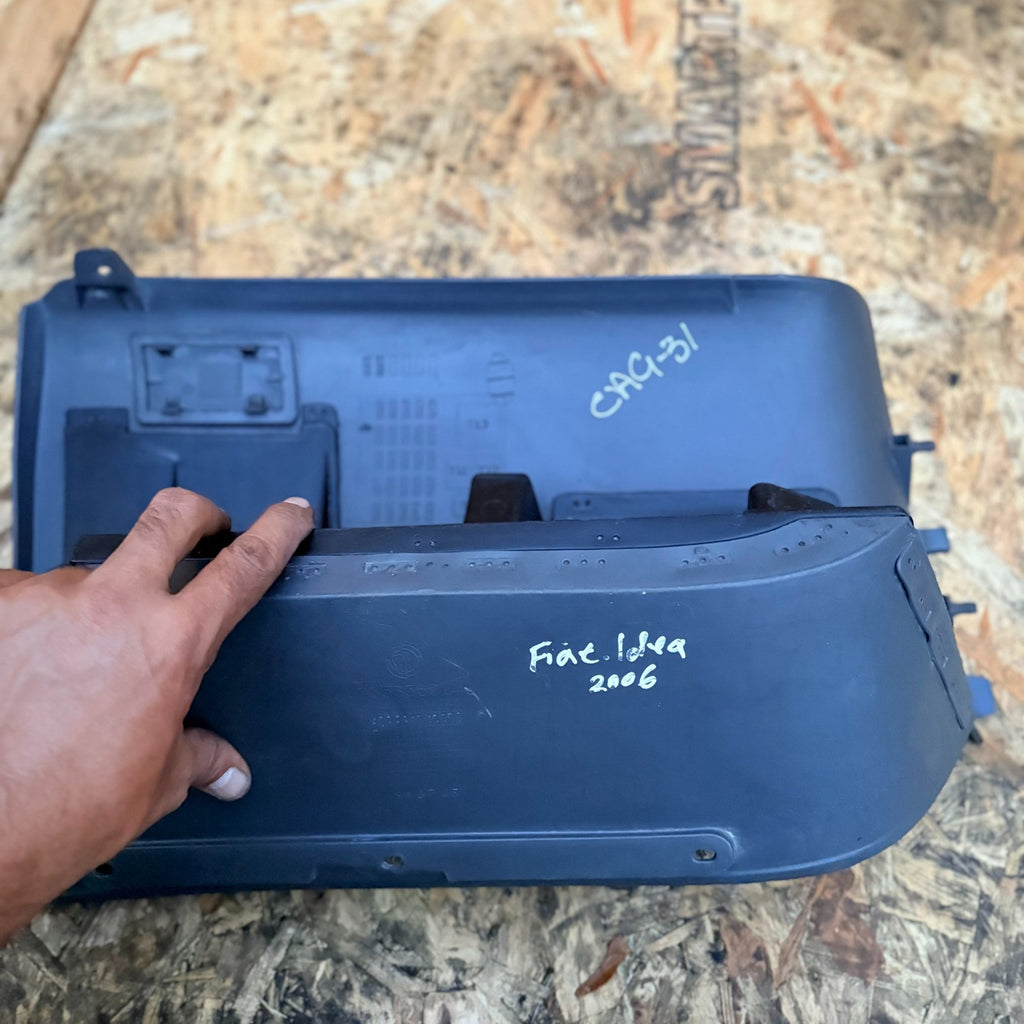 Fiat Idea 2003-2008 Glove Box Storage Compartment Latch 735394614 5dr