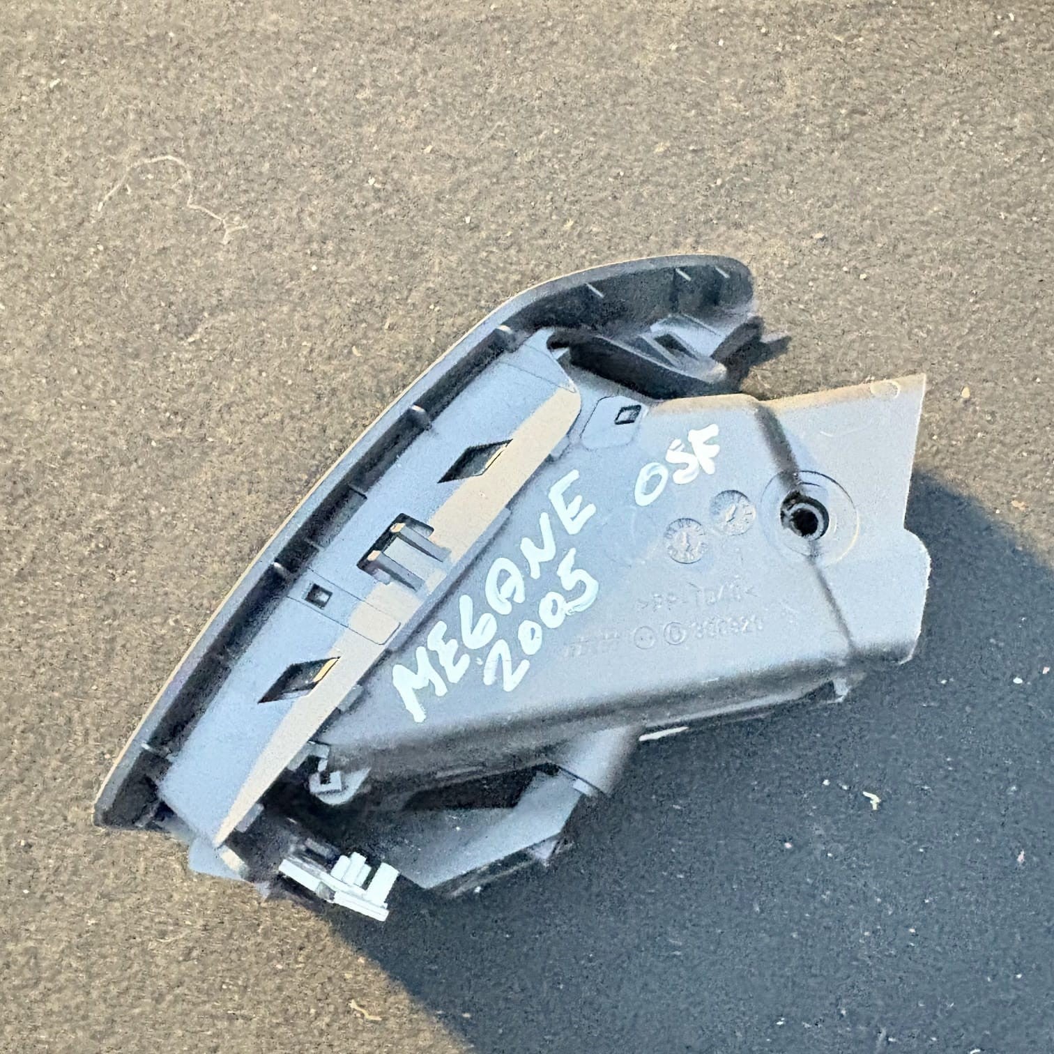 Renault Megane Mk2 2002-2008 Driver Side Dash Air Vent A1007010 31959X 300920
