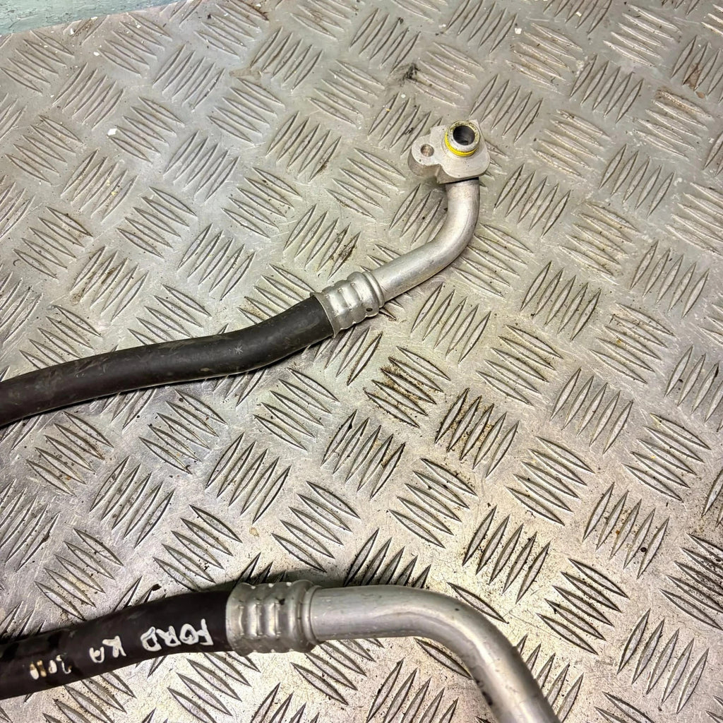 Ford KA Mk2 09-16 1.2 Petrol Air Conditioning Pipe 51886333 2000 Ac Pipe Aircon