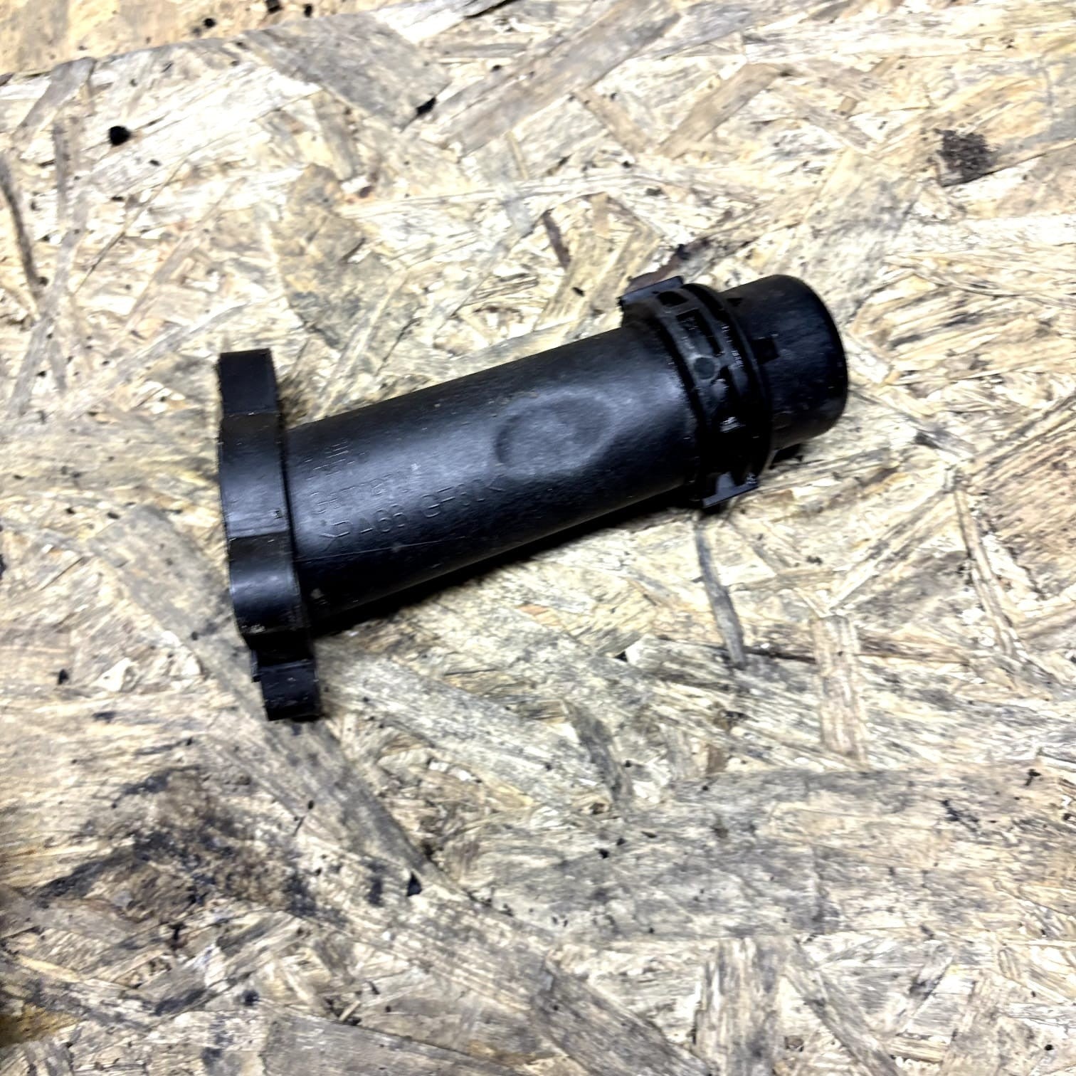 BMW F20 F21 F30 F31 LCI Water Coolant Flange Connector Motor 8571141 2008