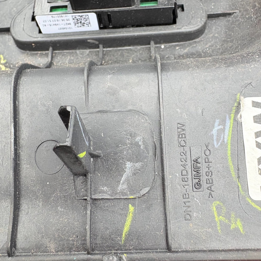 FORD ECOSPORT MK1 CLIMATE CONTROL SURROUND TRIM 2016 DN1B-18D422-CBW