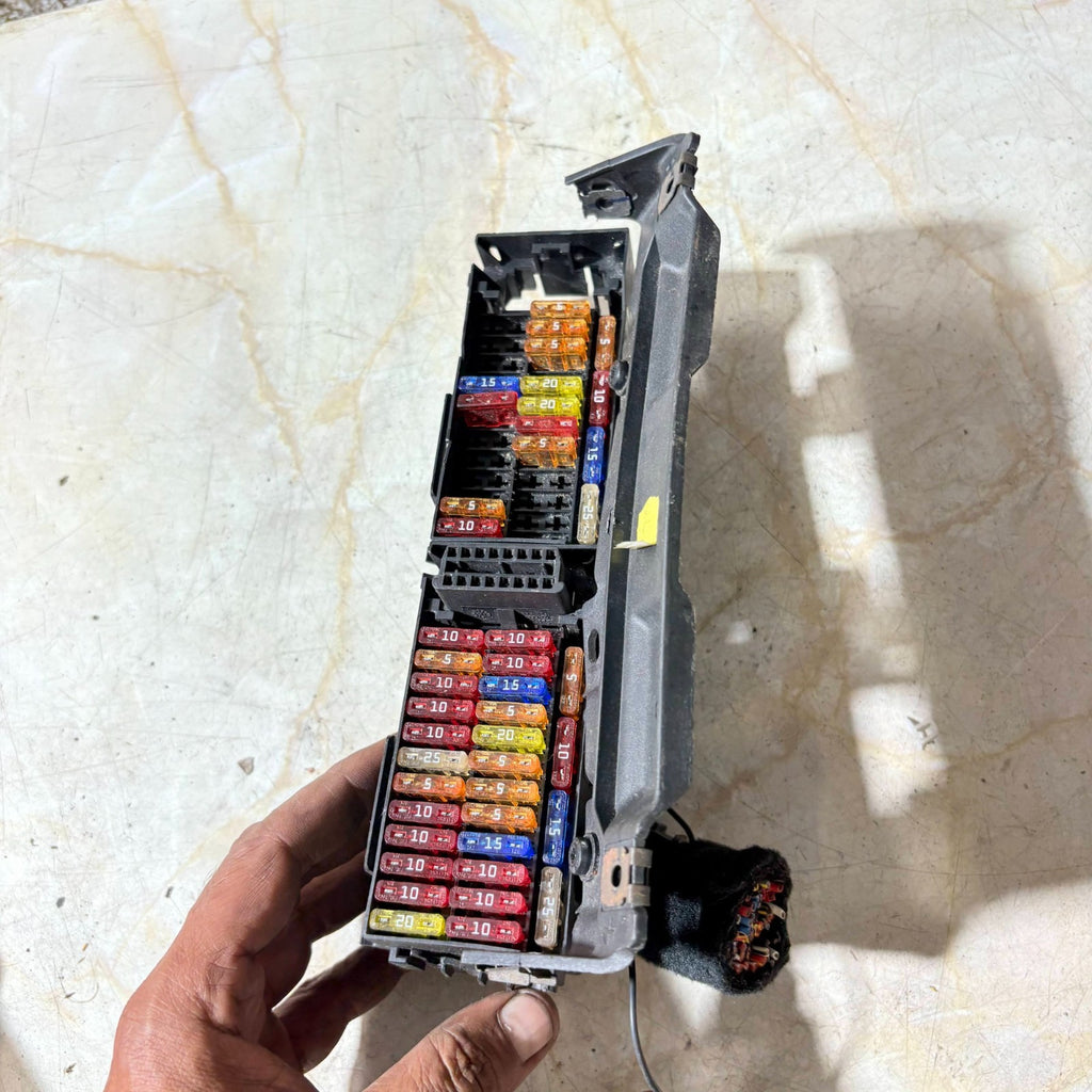 Volkswagen Fox 2005-2011 Offside Right Under Dashboard Fuse Box 5Z0941828A