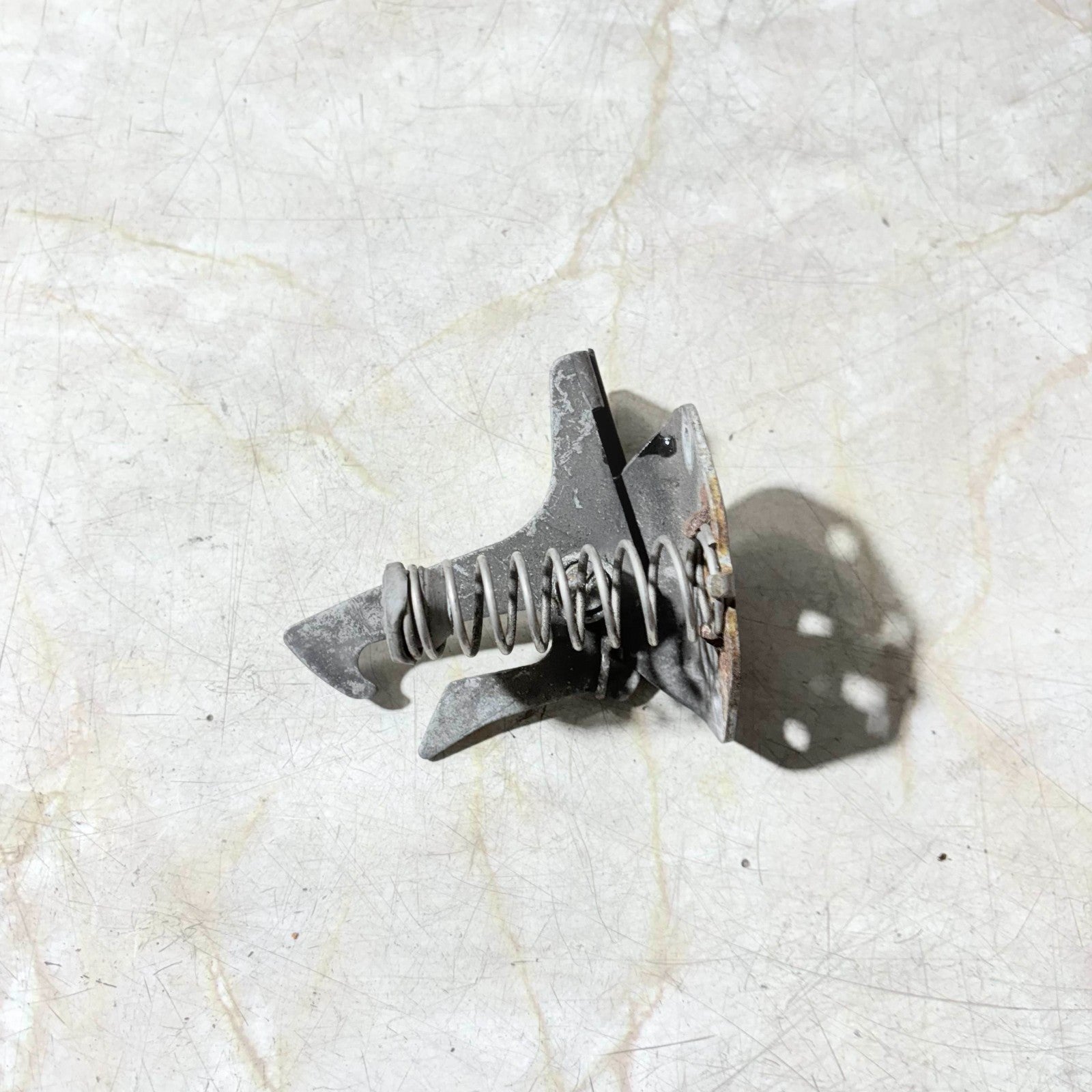 Volvo S40, V40 2003 bonnet hood lock catch