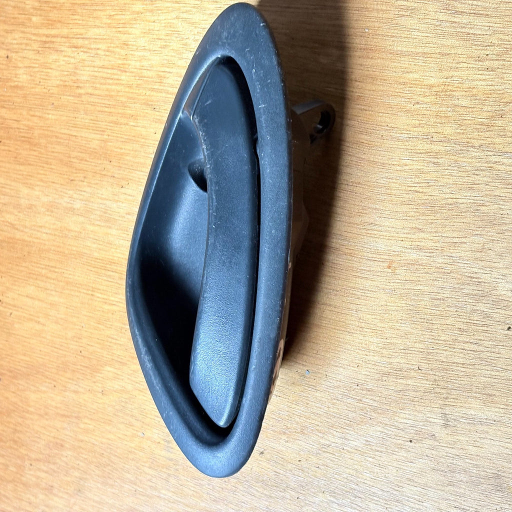 HONDA JAZZ INNER RIGHT FRONT DOOR HANDLE