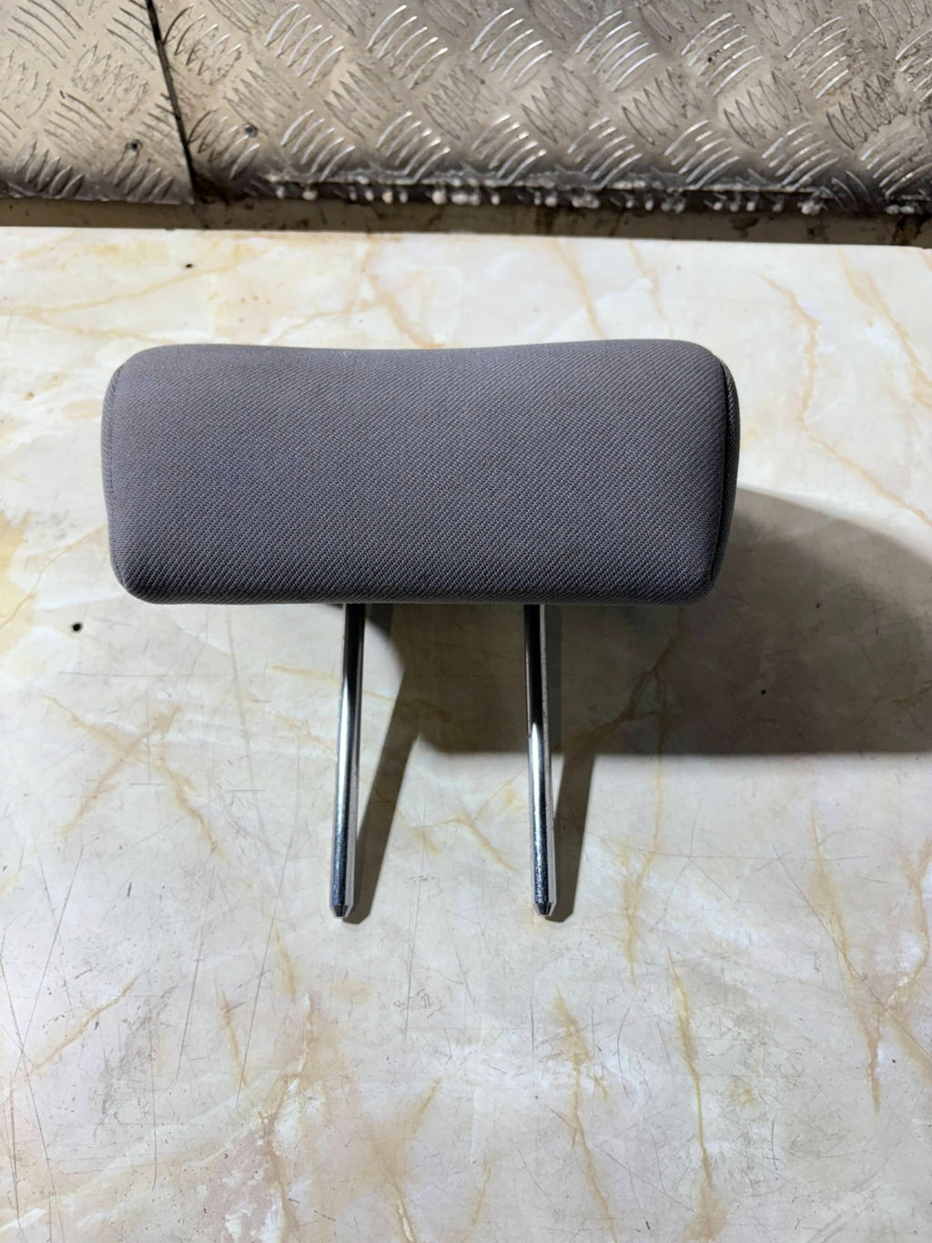 HYUNDAI GETZ REAR CLOTH HEAD REST MIDDLE