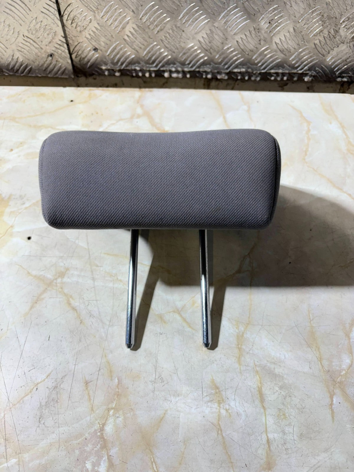 HYUNDAI GETZ REAR CLOTH HEAD REST MIDDLE
