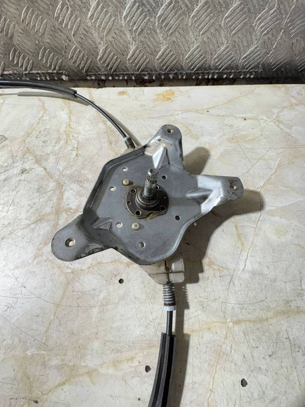 FORD TRANSIT CONNECT 2003 Passenger MANUAL window Regulator