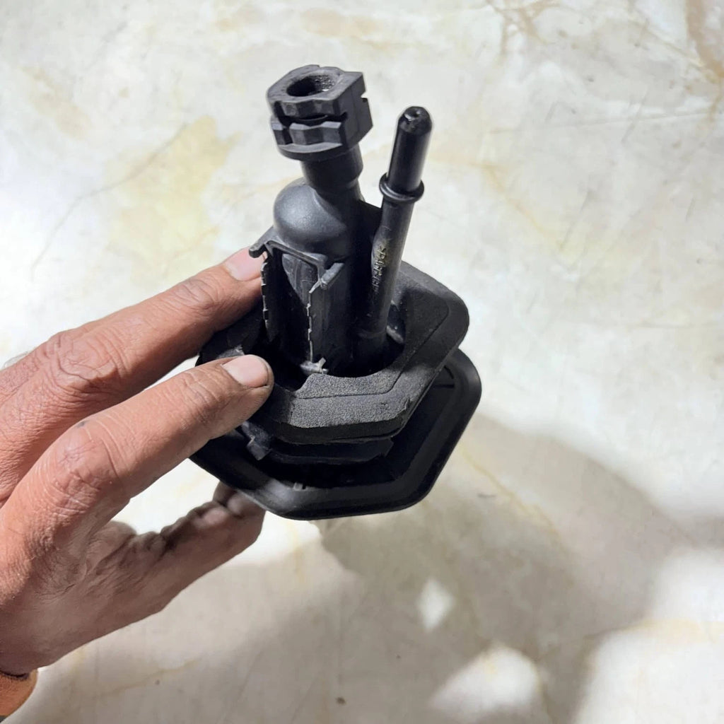 Ford Clutch Master Cylinder 1838946 2005