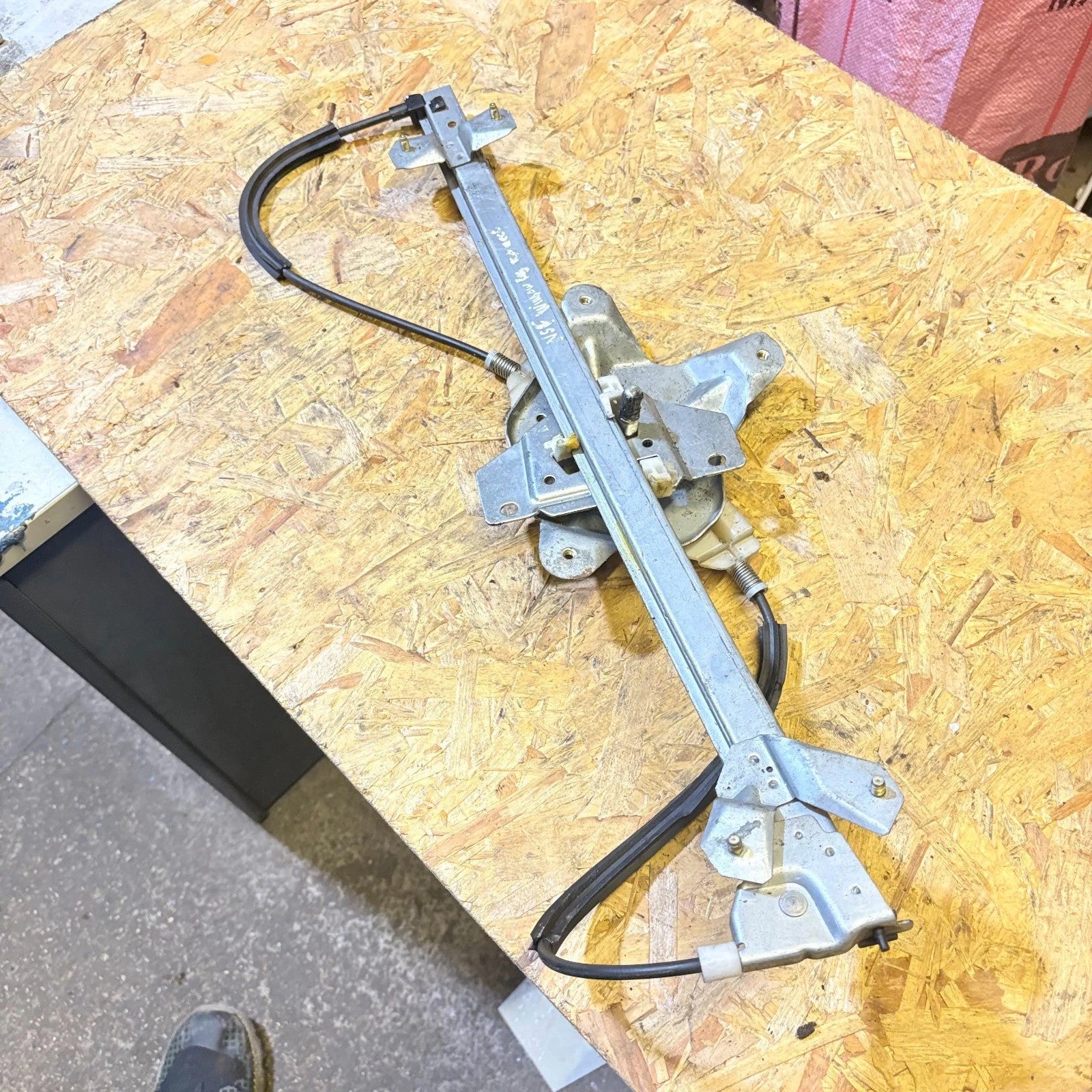 FORD CONNECT MK1 (2002-2013) NSF WINDOW REGULATOR - PASSENGER LEFT FRONT