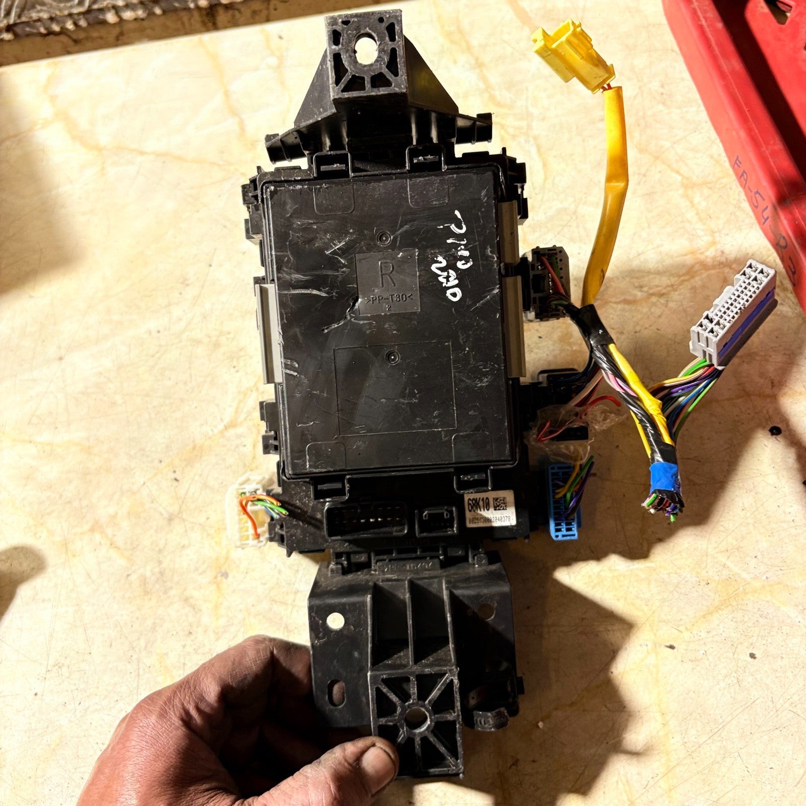 Nissan Pixo 2009-2013 FUSE BOX UNDER DASHBOARD 68K10