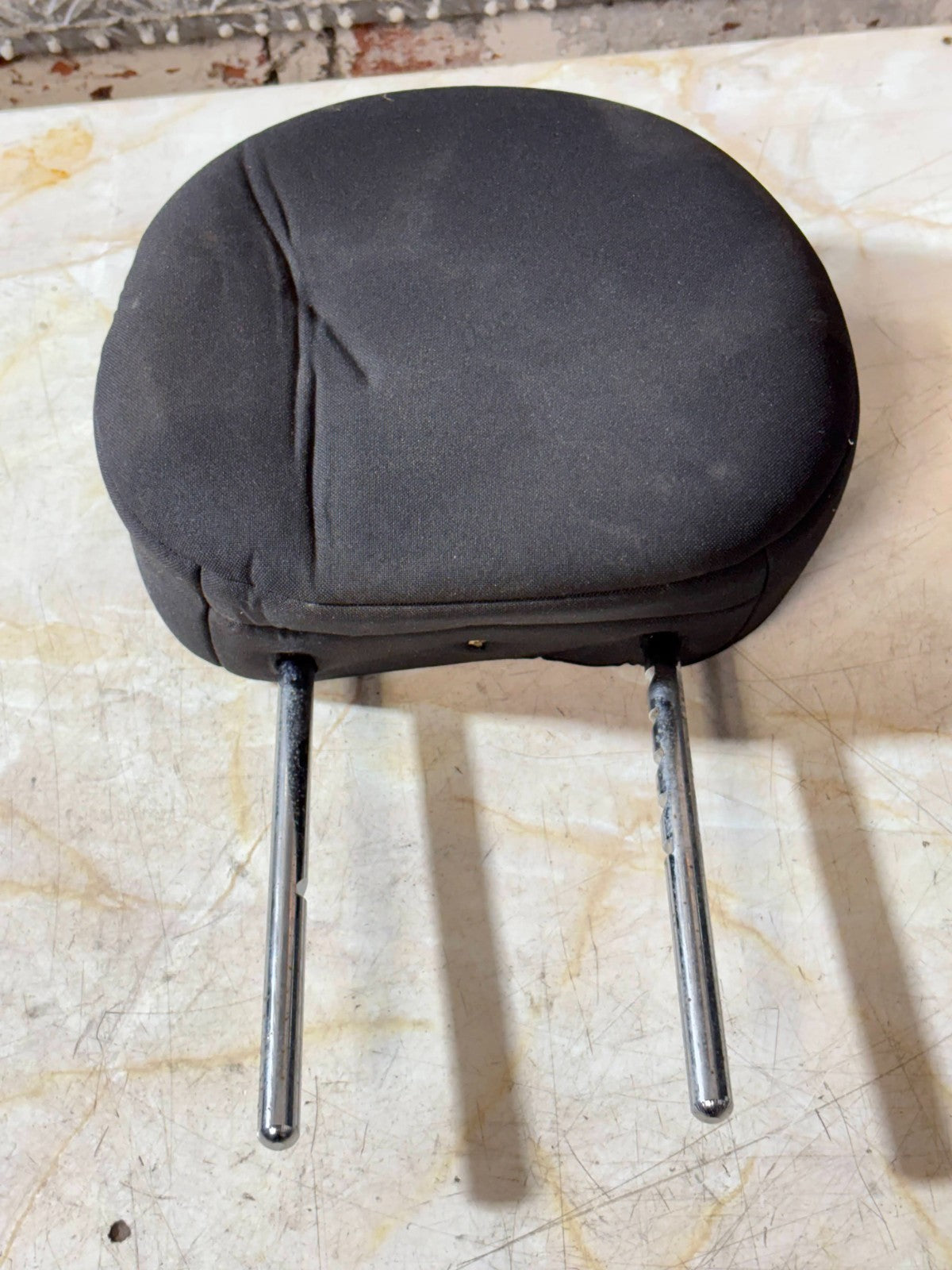 MINI COOPER R56 Front Seat Head Rest A051148