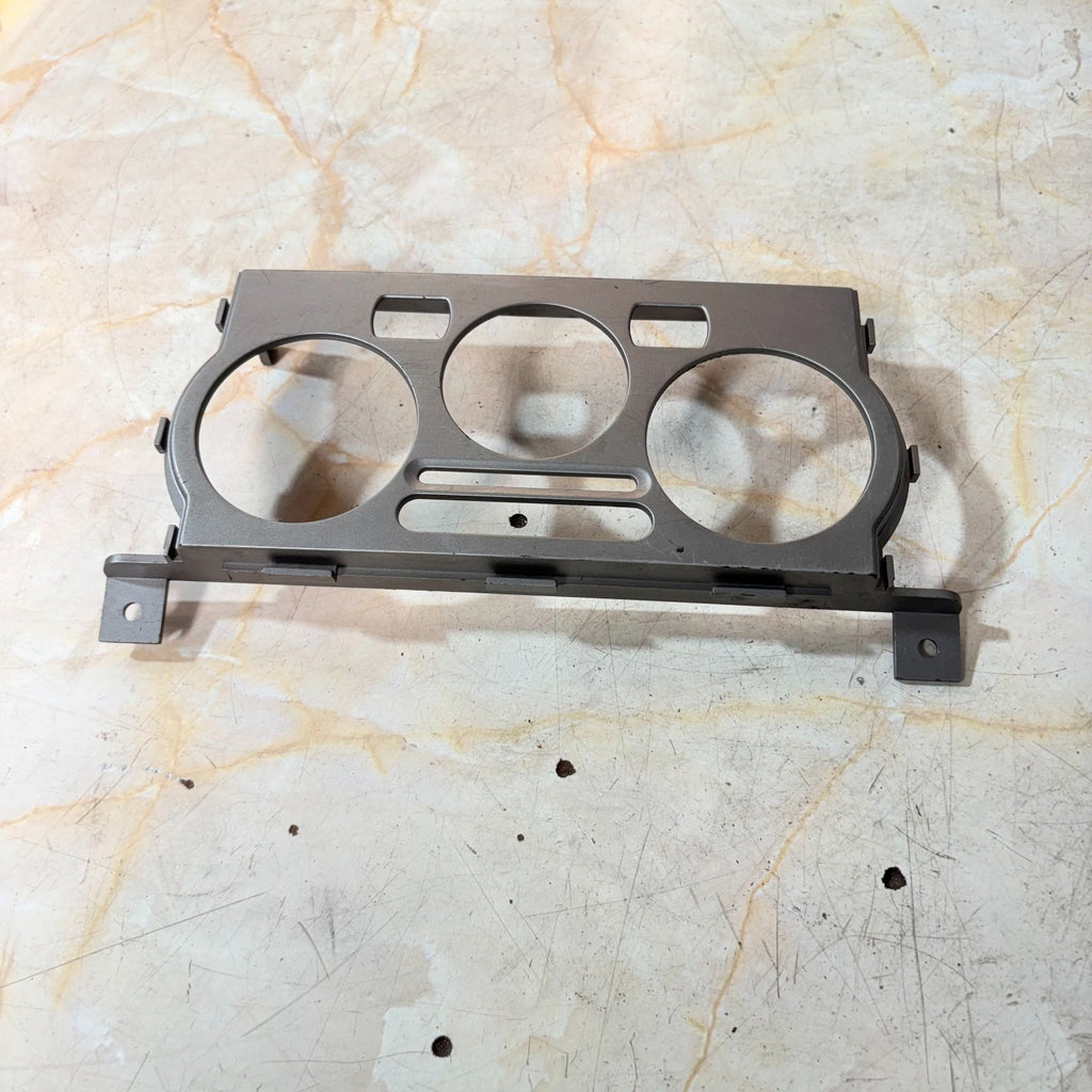 2004 NISSAN CUBE CENTRE CONSOLE HEATER CONTROLS SURROUND TRIM