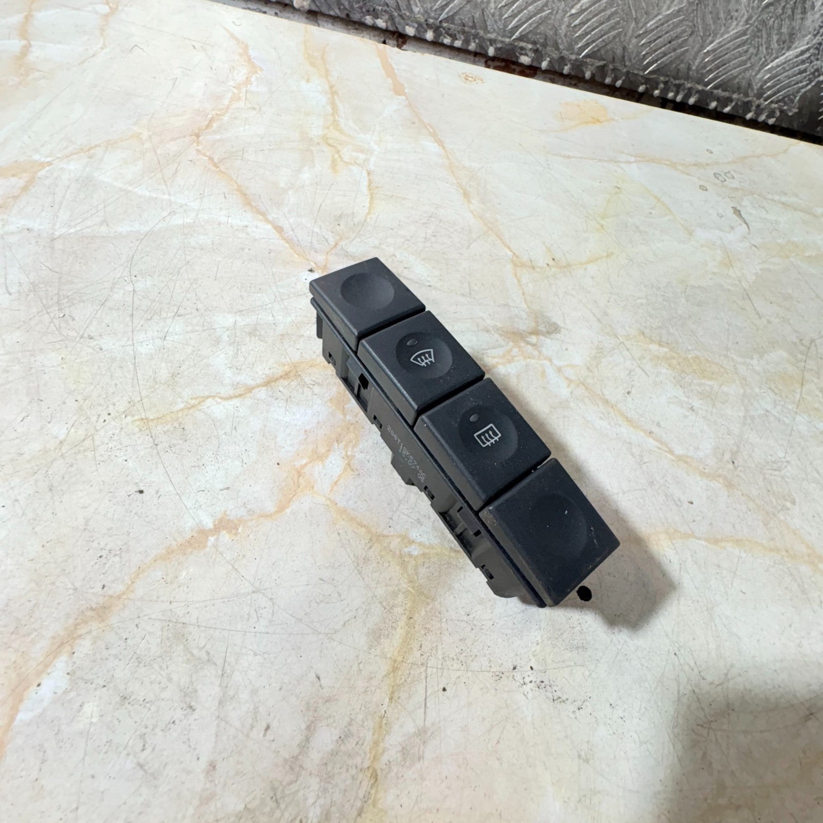 Ford Fiesta 01-08 Fusion 02-12 Heated Front/Rear Screen Switch Pack 2S6T18K574AC