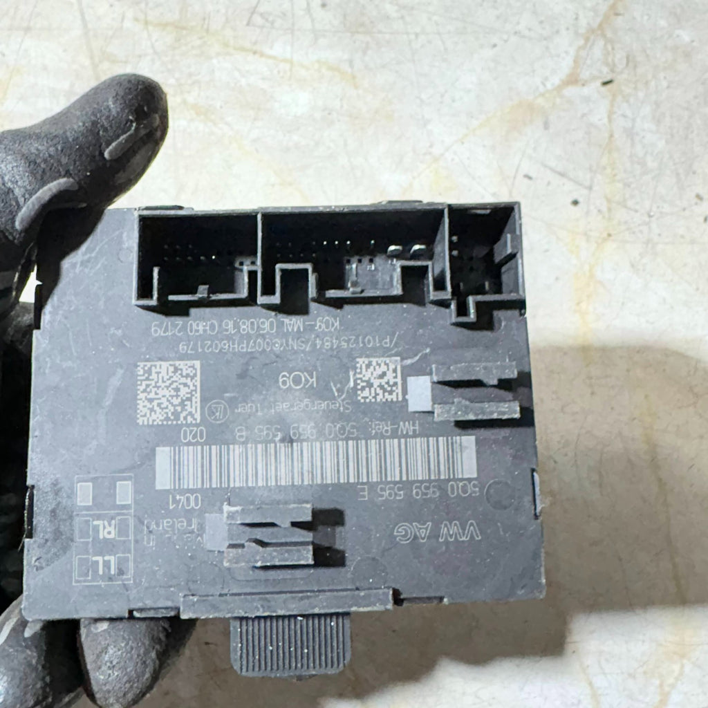 AUDI A3 MK3 (8V) 2013-2020 LEFT REAR DOOR CONTROL MODULE ASSEMBLY 5Q0-959-595E
