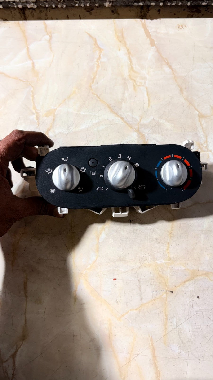 Renault Twingo heater control unit 2008 69837342 Climate Control