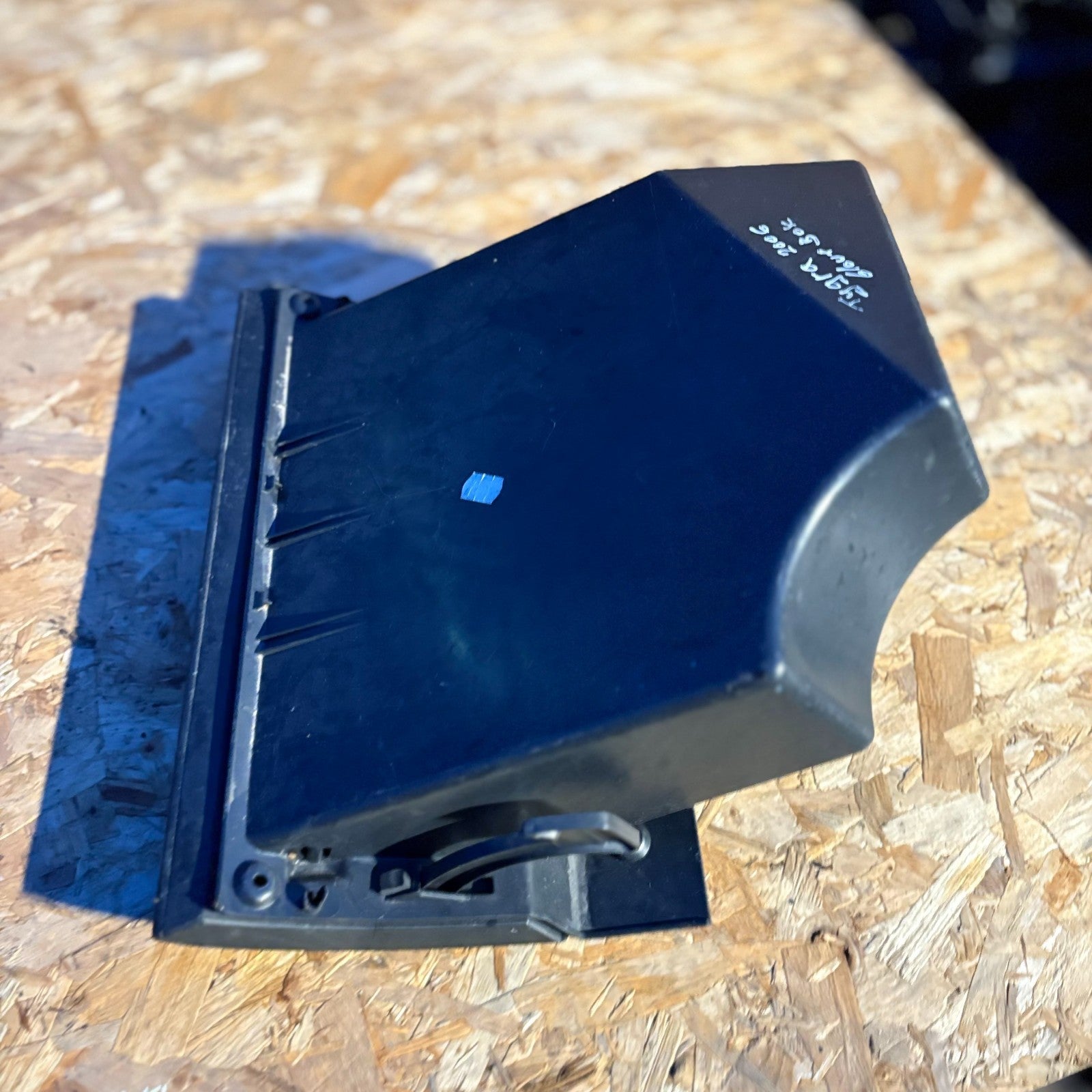 VAUXHALL TIGRA MK2 2004-2009 GLOVE BOX