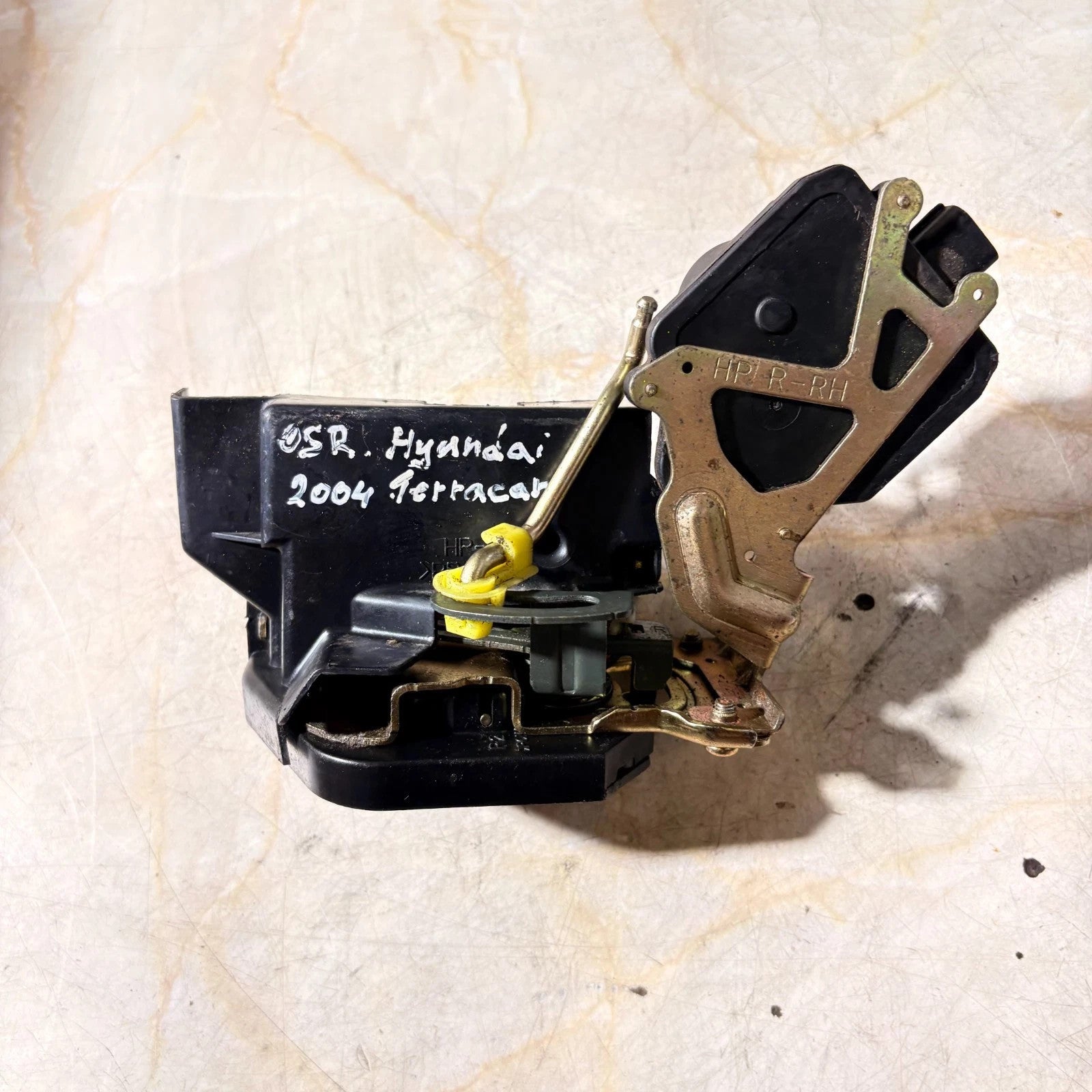 Hyundai Terracan 2001-2007 Rear Right Door Lock Latch Actuator 81420-H1020