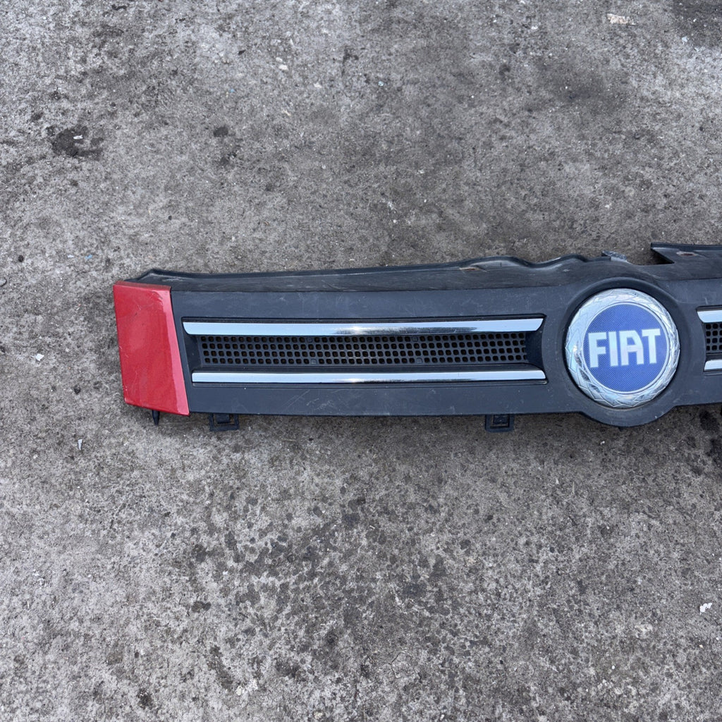 FIAT PANDA Mk2 FRONT BUMPER UPPER GRILL WITH CHROME 735353899 2003-2011