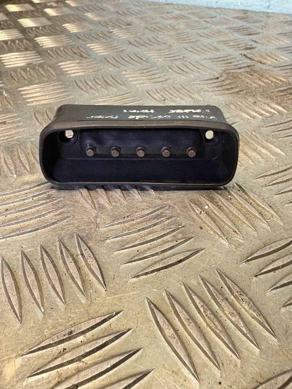 Mercedes-Benz Vito Viano W639 Door Switch Contact Plate A6398200254