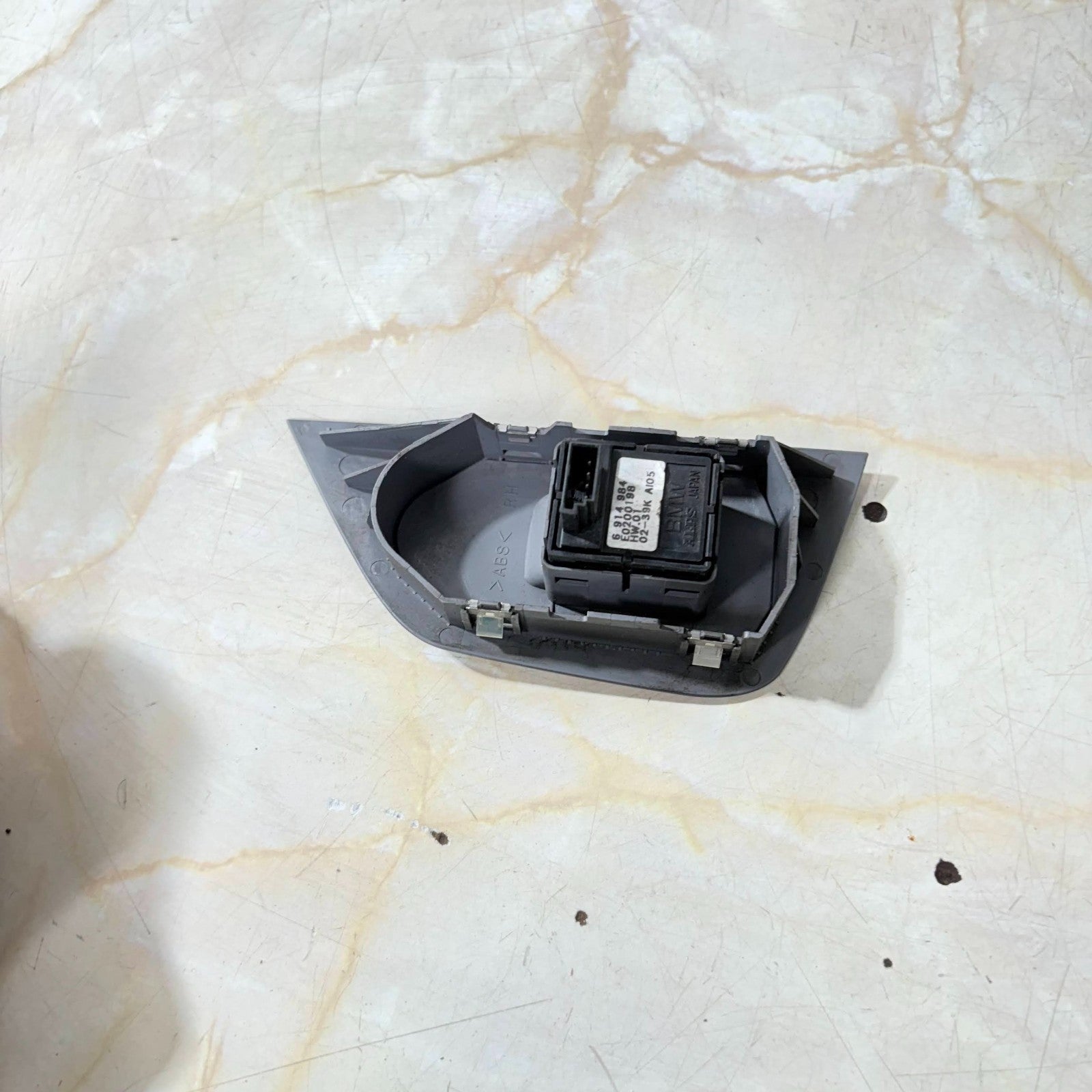 BMW Z4 E85 2002-2008 Front Left Passenger Window Switch 6914984