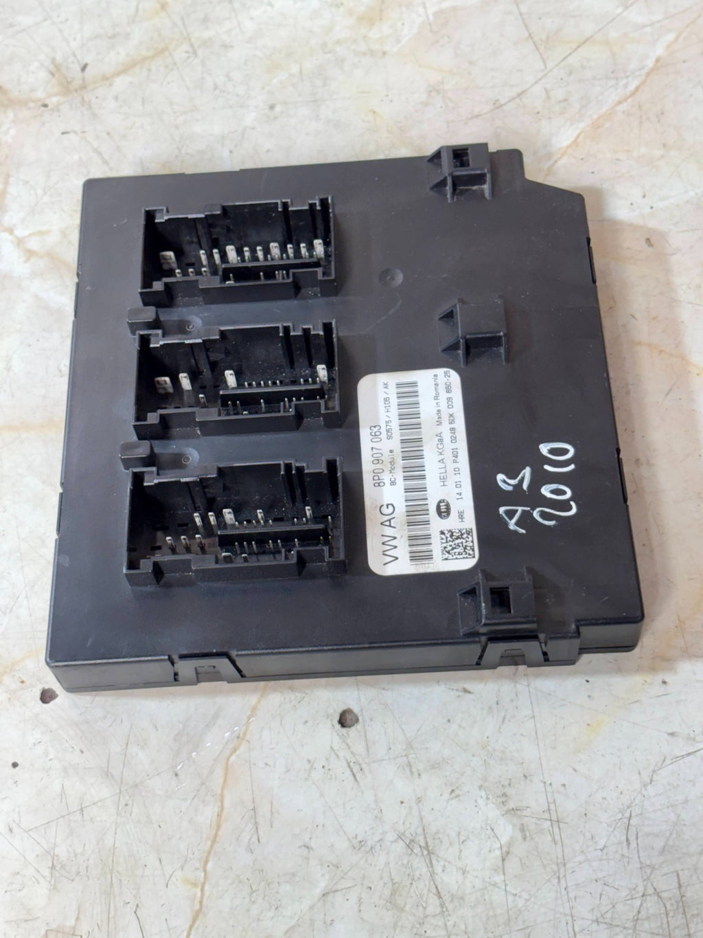 AUDI A3 2010 1.9 TDI E SPORT MK2 5DR BODY CONTROL MODULE BCM 8P0907063A