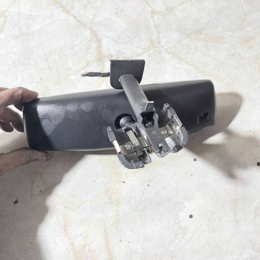Volkswagen Touareg I 2011 Interior rear view mirror 026141