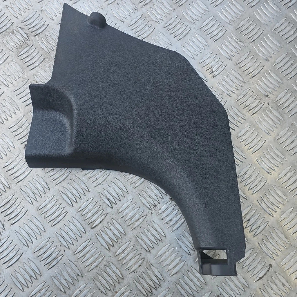 Hyundai Tucson TL 2017 Left front Foot area side trim 85825-D7900TRY