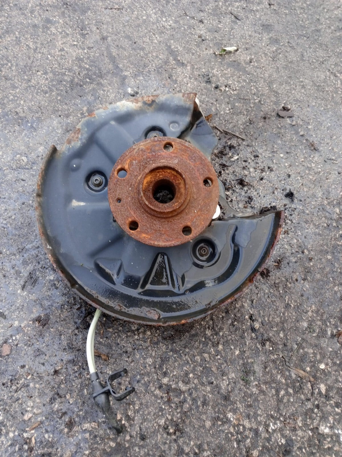 13-19 VW AUDI SEAT 4x4 REAR LEFT WHEEL HUB 5Q3505435A