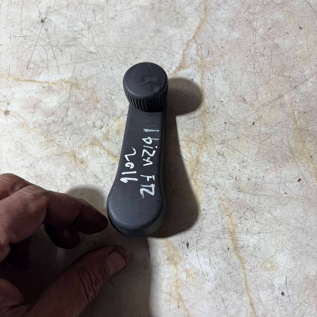 SEAT IBIZA 2016 FR WINDOW WINDER HANDLE