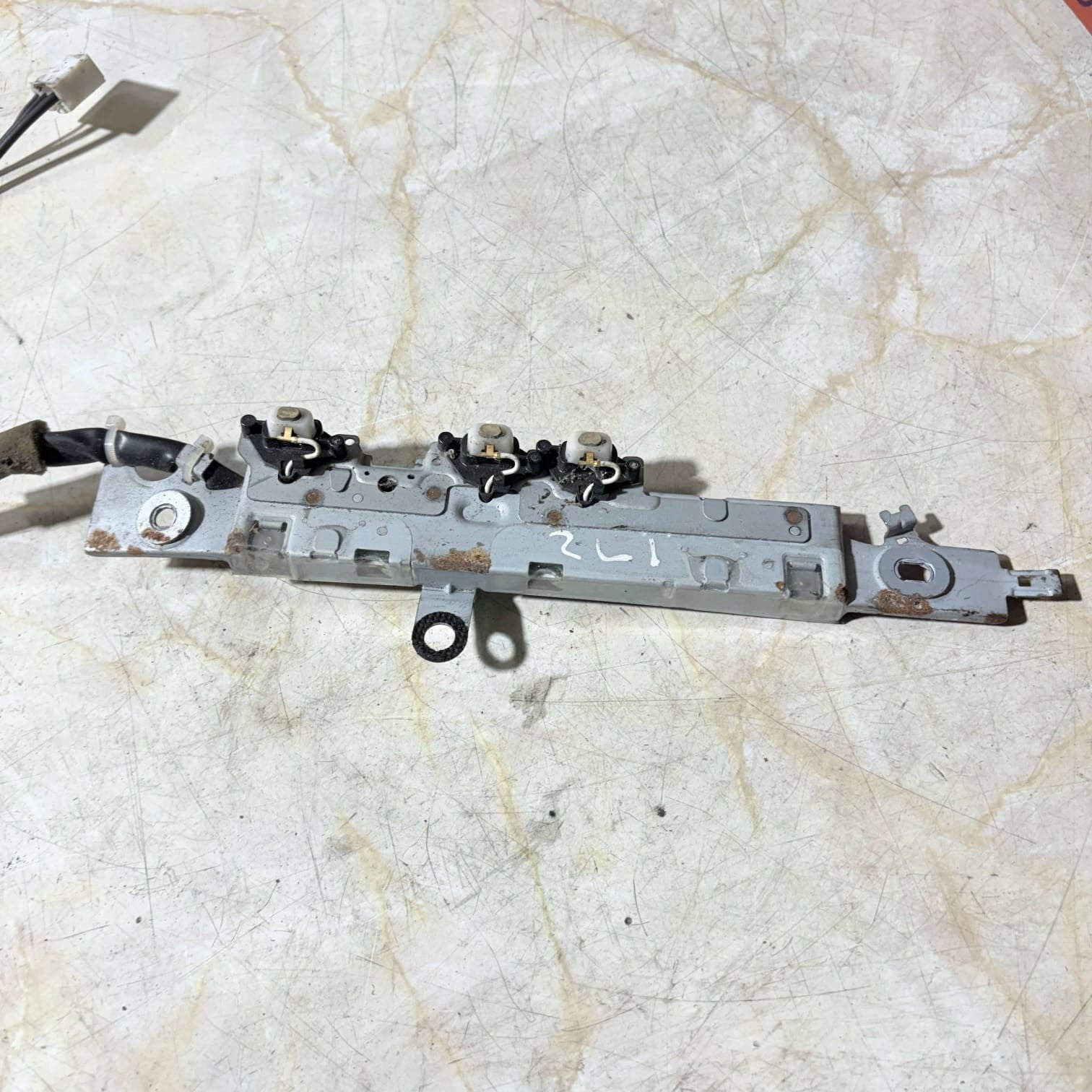 LEXUS IS220d IS250 2005-2008 Aerial Antenna Amplifier Module 86300-53160 XE20