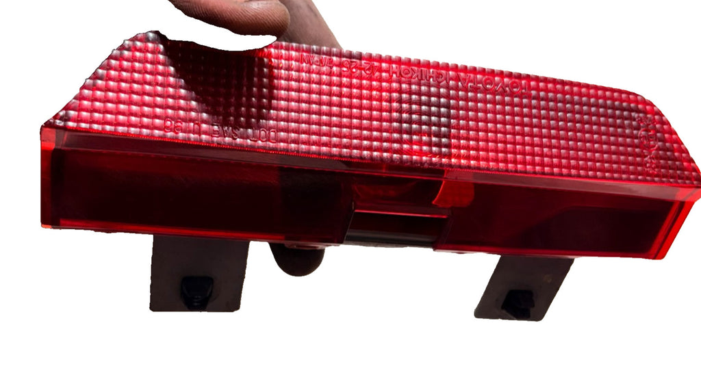 Toyota RAV4 Mk2 2004-2005 High Level Brake Light 3rd Stop Lamp 81570-42015