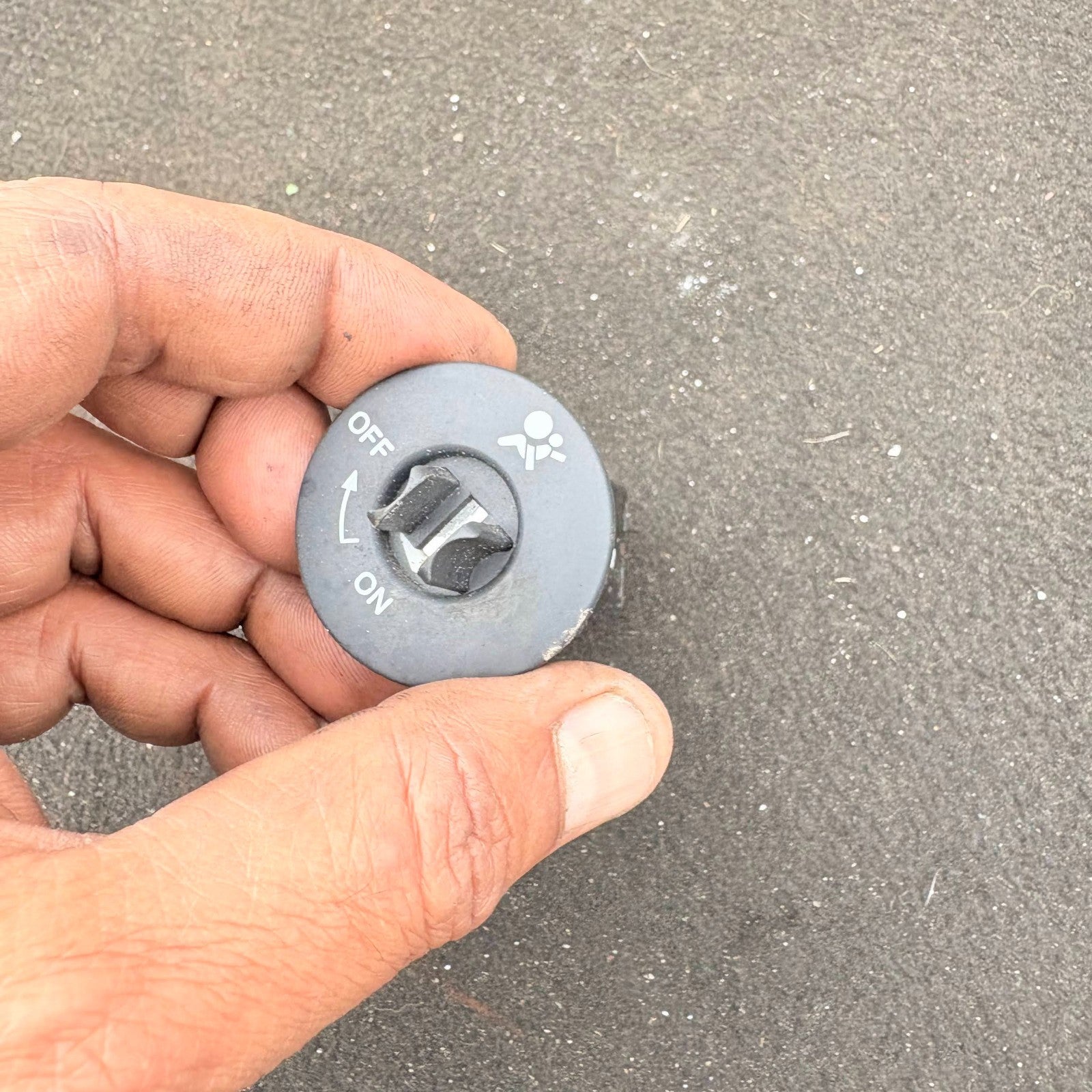 NISSAN QASHQAI J10 MK1 06-13 AIRBAG ON OFF DEACTIVATION SWITCH