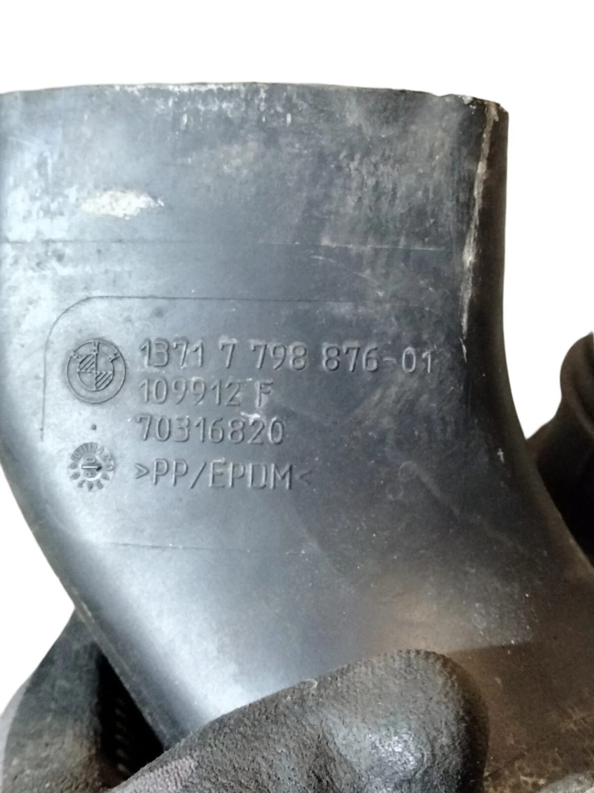 BMW 1/3 Series E81-E93 X1 E84 Diesel Airbox MAF 7797460 Bosch 0261002567 07-13