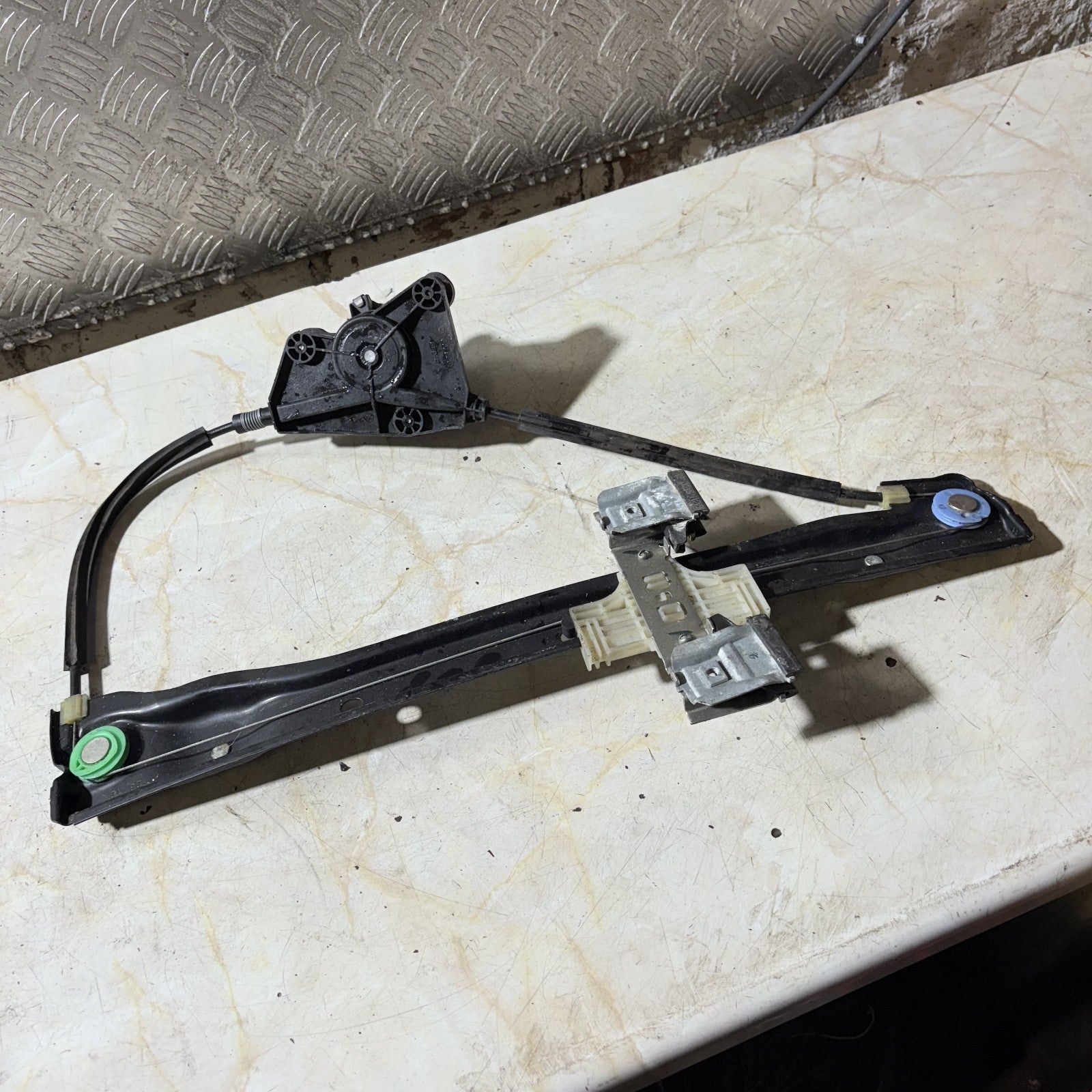 Volkswagen Up Left Front PAssenger Side Window Regulator Mechanism LH936706
