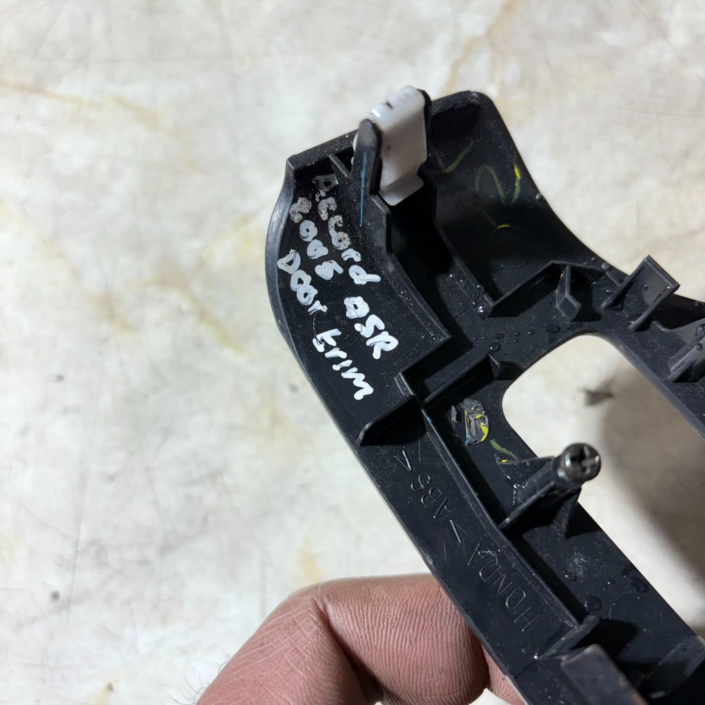 Honda Accord Mk7 Tourer 2004-2008 Rear Right Door Window Switch Trim Bezel