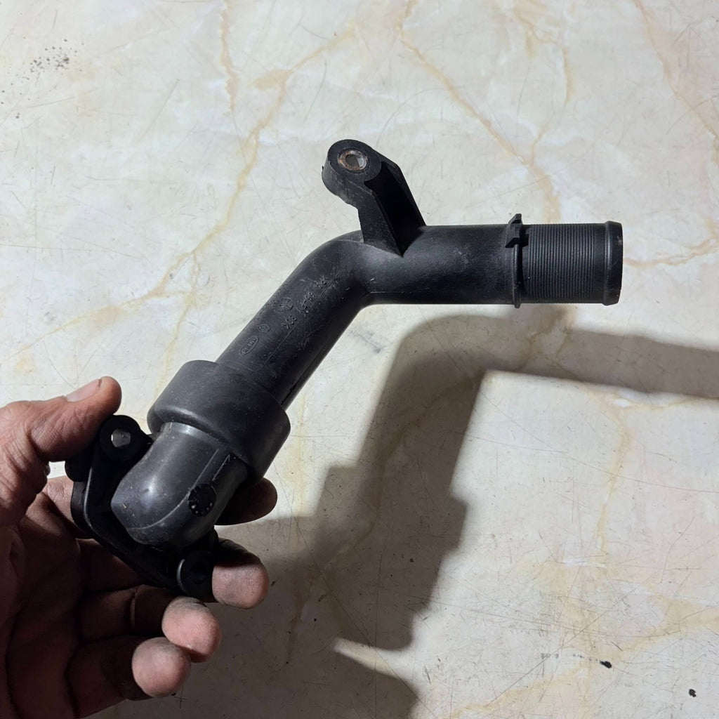 2011 Renault CLIO Engine Water Coolant Pipe