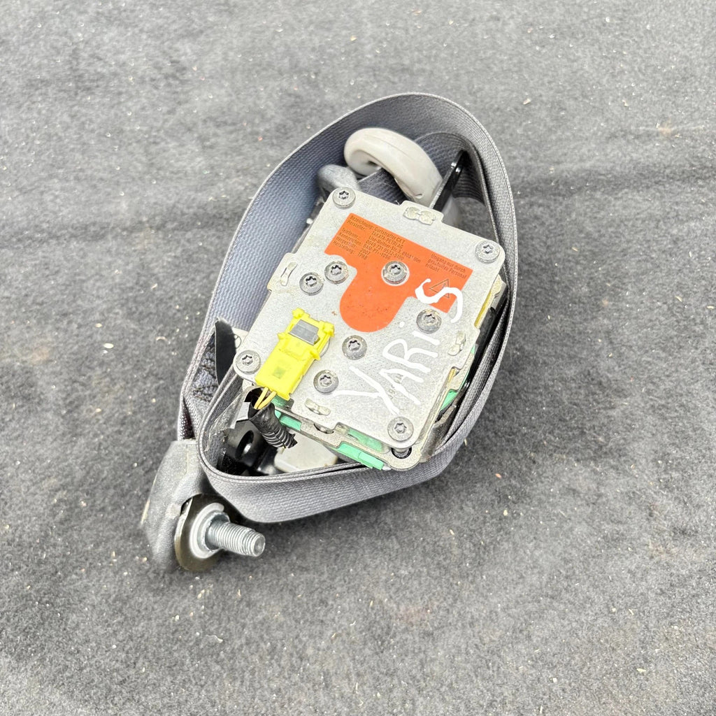 Toyota Yaris MK2 XP90 Front Left Passenger Seat Belt Grey 2005-2011 73220-0D160