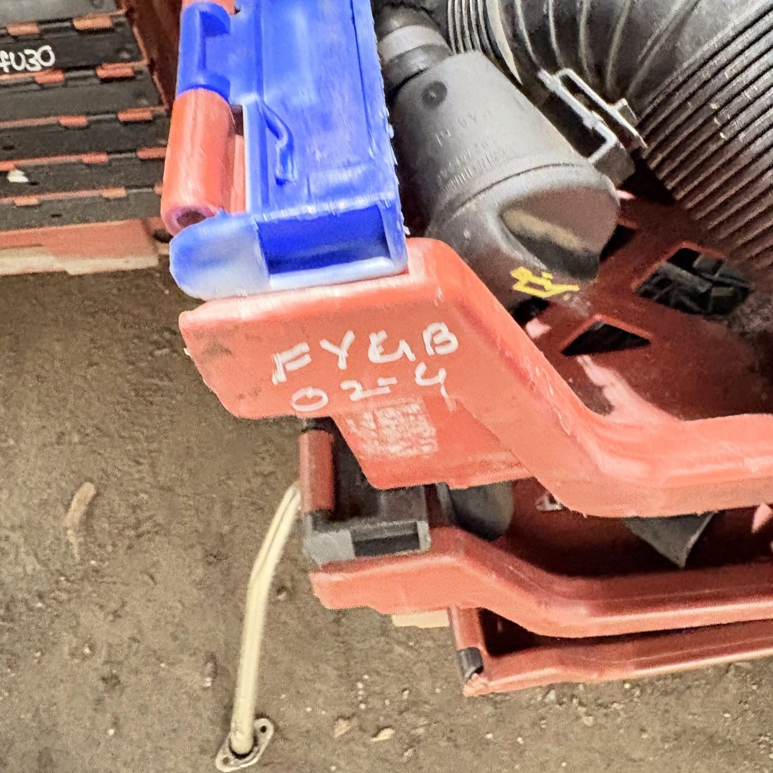 2011Radiator HoseUpper 05-2046 Gates Coolant 2S6H8B274AG 1528662 1141505 1209131