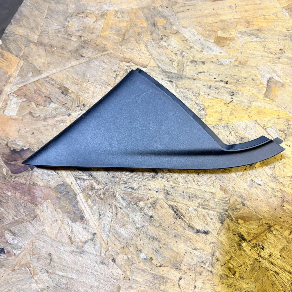 Honda Accord MK7 2002-08 Front Right Wing Door Mirror Corner Trim 76220-SEE-0030