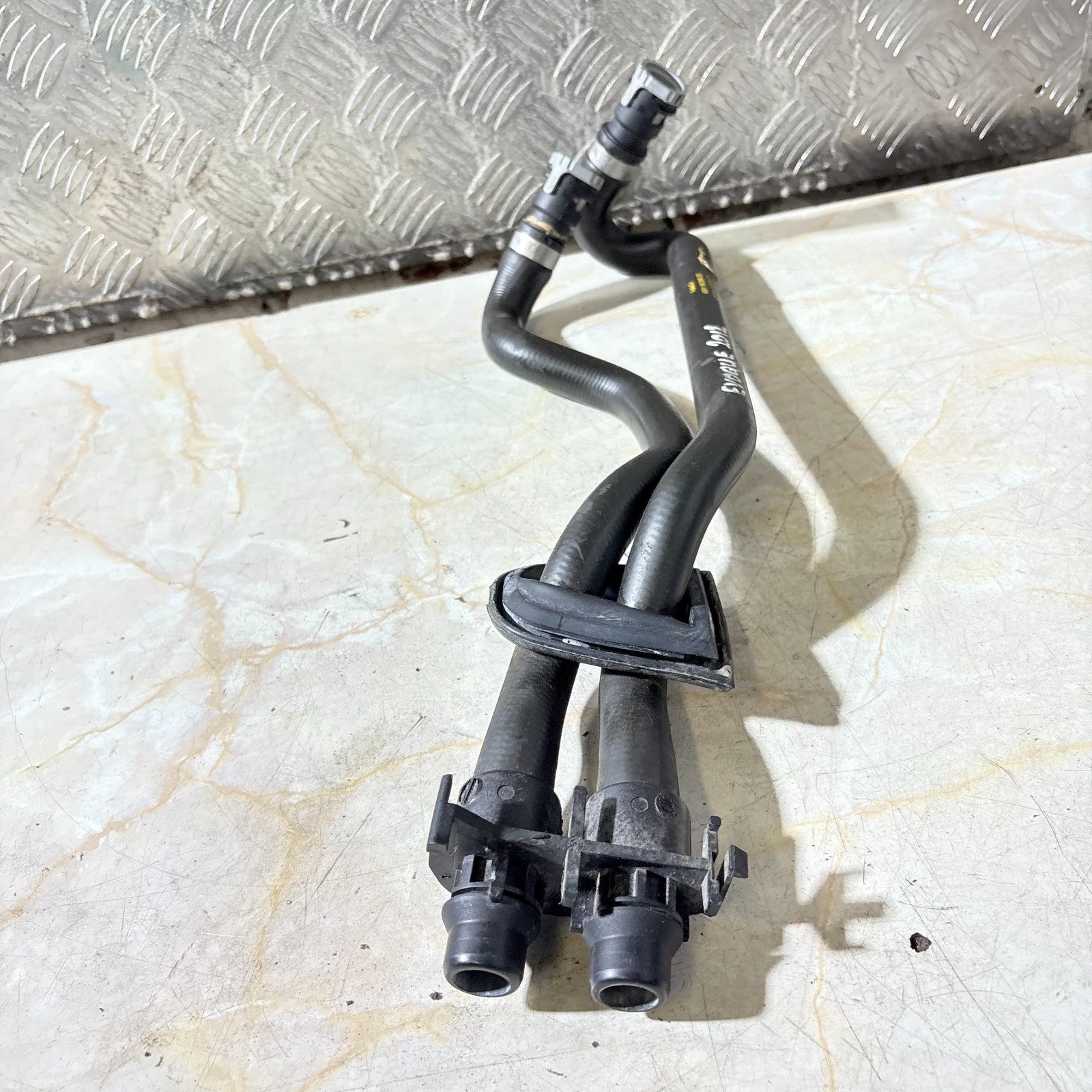 RANGE ROVER EVOQUE L538 Water Coolant Hoses 6G91-18C266-CG 6G91-18K293