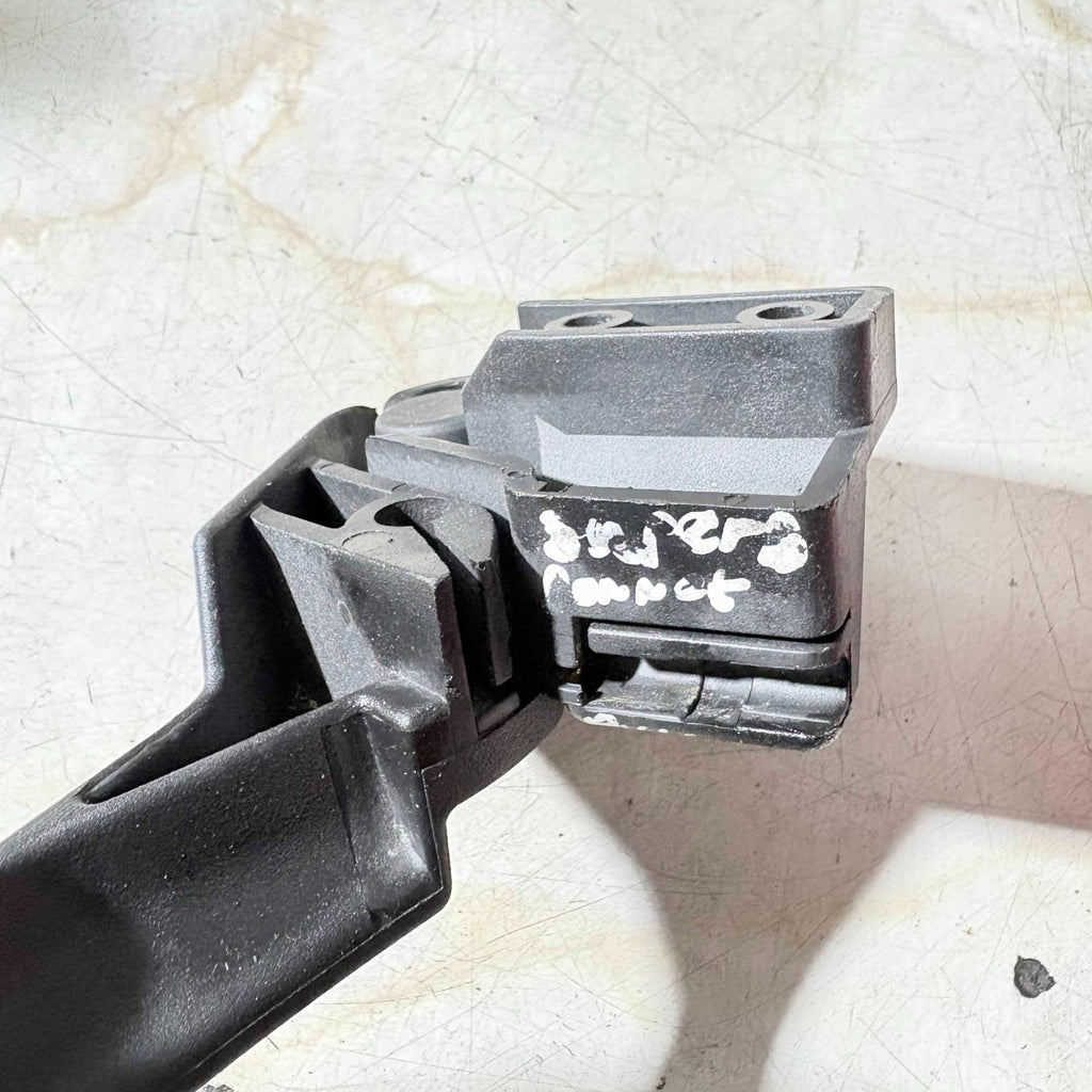 SKODA SUPERB 3T B6 BONNET OPEN RELEASE HANDLE LEVER